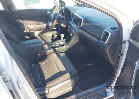 2020 Kia Sportage Lx z USA, uszkodzony, nr VIN KNDPMCAC4L7705134